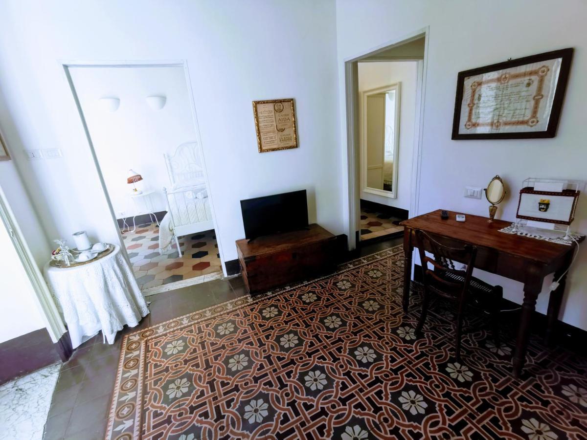 Fera O' Luni Bed & Breakfast Catania Eksteriør bilde