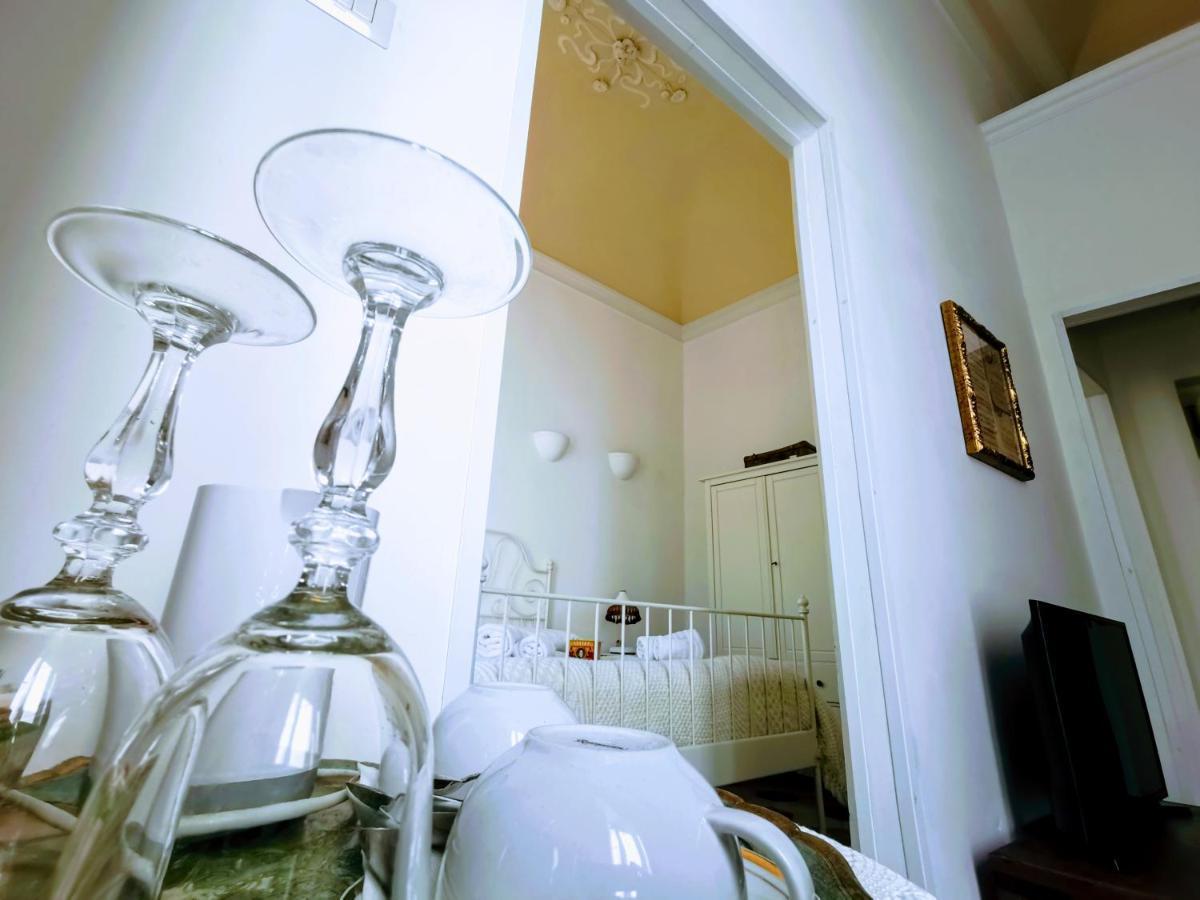 Fera O' Luni Bed & Breakfast Catania Eksteriør bilde